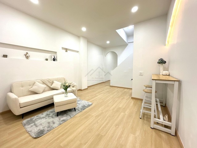 ประกาศฟรี! ซื้อ-ขาย-เช่า คอนโด บ้าน ทาวน์โฮม ที่ดิน และพื้นที่เชิงพาณิชย์ทั่วประเทศไทย ทุกทำเล ทุกงบประมาณ ไม่มีค่าใช้จ่าย ลงง่าย ขายไว เข้าถึงผู้ซื้อโดยตรง 4 481838pic3.jpg