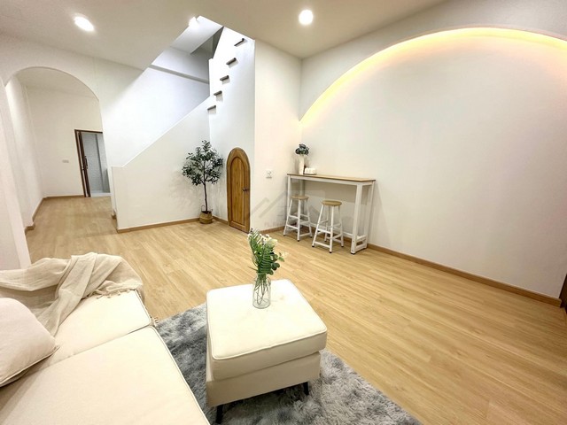 ประกาศฟรี! ซื้อ-ขาย-เช่า คอนโด บ้าน ทาวน์โฮม ที่ดิน และพื้นที่เชิงพาณิชย์ทั่วประเทศไทย ทุกทำเล ทุกงบประมาณ ไม่มีค่าใช้จ่าย ลงง่าย ขายไว เข้าถึงผู้ซื้อโดยตรง 5 481838pic4.jpg