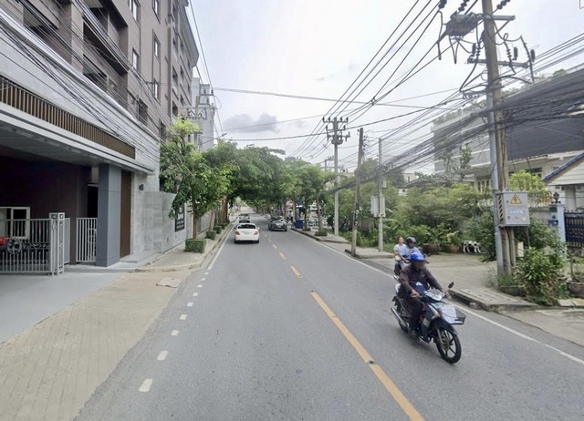 ประกาศฟรี! ซื้อ-ขาย-เช่า คอนโด บ้าน ทาวน์โฮม ที่ดิน และพื้นที่เชิงพาณิชย์ทั่วประเทศไทย ทุกทำเล ทุกงบประมาณ ไม่มีค่าใช้จ่าย ลงง่าย ขายไว เข้าถึงผู้ซื้อโดยตรง 5 280179pic4.jpg