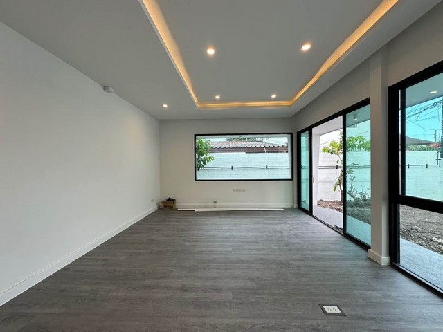 ประกาศฟรี! ซื้อ-ขาย-เช่า คอนโด บ้าน ทาวน์โฮม ที่ดิน และพื้นที่เชิงพาณิชย์ทั่วประเทศไทย ทุกทำเล ทุกงบประมาณ ไม่มีค่าใช้จ่าย ลงง่าย ขายไว เข้าถึงผู้ซื้อโดยตรง 2 481994pic1.jpg