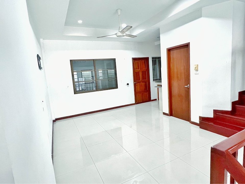 ประกาศฟรี! ซื้อ-ขาย-เช่า คอนโด บ้าน ทาวน์โฮม ที่ดิน และพื้นที่เชิงพาณิชย์ทั่วประเทศไทย ทุกทำเล ทุกงบประมาณ ไม่มีค่าใช้จ่าย ลงง่าย ขายไว เข้าถึงผู้ซื้อโดยตรง 3 481929pic2.jpg