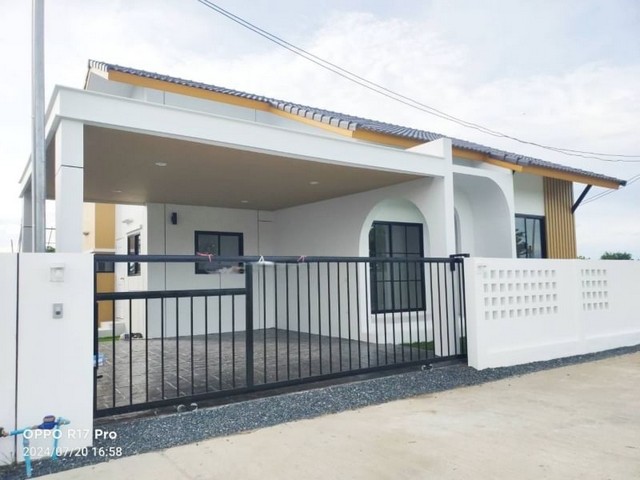 ประกาศฟรี! ซื้อ-ขาย-เช่า คอนโด บ้าน ทาวน์โฮม ที่ดิน และพื้นที่เชิงพาณิชย์ทั่วประเทศไทย ทุกทำเล ทุกงบประมาณ ไม่มีค่าใช้จ่าย ลงง่าย ขายไว เข้าถึงผู้ซื้อโดยตรง 3 181850pic2.jpg