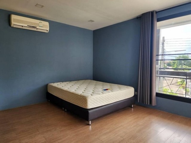 ประกาศฟรี! ซื้อ-ขาย-เช่า คอนโด บ้าน ทาวน์โฮม ที่ดิน และพื้นที่เชิงพาณิชย์ทั่วประเทศไทย ทุกทำเล ทุกงบประมาณ ไม่มีค่าใช้จ่าย ลงง่าย ขายไว เข้าถึงผู้ซื้อโดยตรง 5 181849pic4.jpg