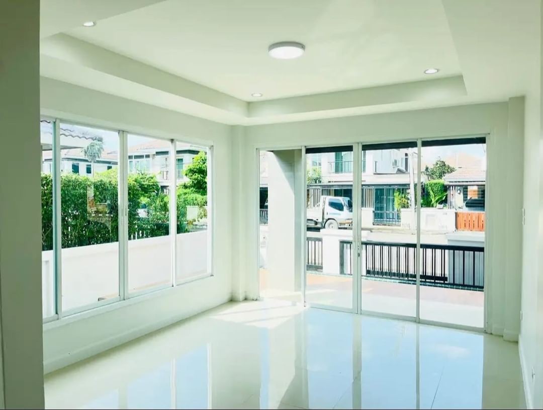 ประกาศฟรี! ซื้อ-ขาย-เช่า คอนโด บ้าน ทาวน์โฮม ที่ดิน และพื้นที่เชิงพาณิชย์ทั่วประเทศไทย ทุกทำเล ทุกงบประมาณ ไม่มีค่าใช้จ่าย ลงง่าย ขายไว เข้าถึงผู้ซื้อโดยตรง 4 181874pic3.jpg