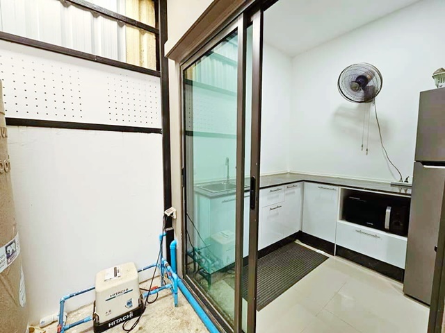 ประกาศฟรี! ซื้อ-ขาย-เช่า คอนโด บ้าน ทาวน์โฮม ที่ดิน และพื้นที่เชิงพาณิชย์ทั่วประเทศไทย ทุกทำเล ทุกงบประมาณ ไม่มีค่าใช้จ่าย ลงง่าย ขายไว เข้าถึงผู้ซื้อโดยตรง 5 181817pic4.jpg