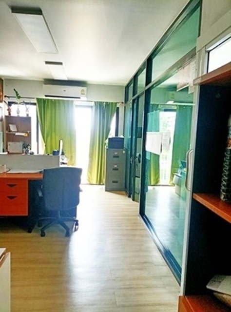 ประกาศฟรี! ซื้อ-ขาย-เช่า คอนโด บ้าน ทาวน์โฮม ที่ดิน และพื้นที่เชิงพาณิชย์ทั่วประเทศไทย ทุกทำเล ทุกงบประมาณ ไม่มีค่าใช้จ่าย ลงง่าย ขายไว เข้าถึงผู้ซื้อโดยตรง 4 181896pic4.jpg