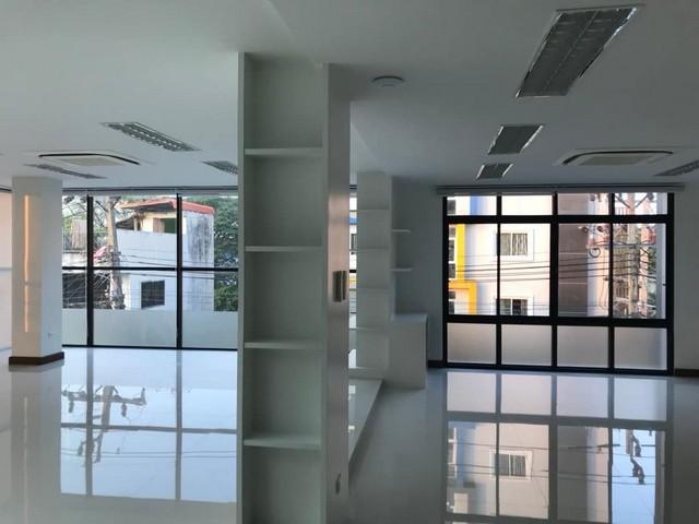 ประกาศฟรี! ซื้อ-ขาย-เช่า คอนโด บ้าน ทาวน์โฮม ที่ดิน และพื้นที่เชิงพาณิชย์ทั่วประเทศไทย ทุกทำเล ทุกงบประมาณ ไม่มีค่าใช้จ่าย ลงง่าย ขายไว เข้าถึงผู้ซื้อโดยตรง 4 482142pic3.jpg