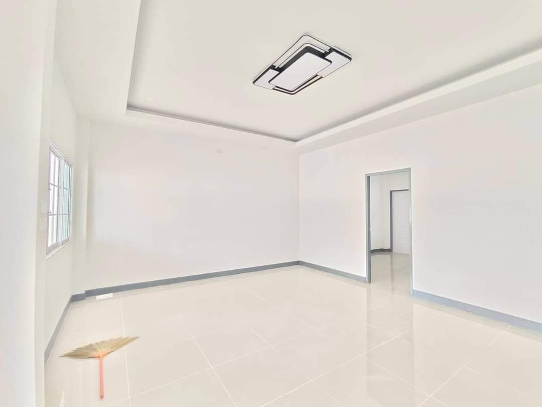 ประกาศฟรี! ซื้อ-ขาย-เช่า คอนโด บ้าน ทาวน์โฮม ที่ดิน และพื้นที่เชิงพาณิชย์ทั่วประเทศไทย ทุกทำเล ทุกงบประมาณ ไม่มีค่าใช้จ่าย ลงง่าย ขายไว เข้าถึงผู้ซื้อโดยตรง 5 182233pic4.jpg