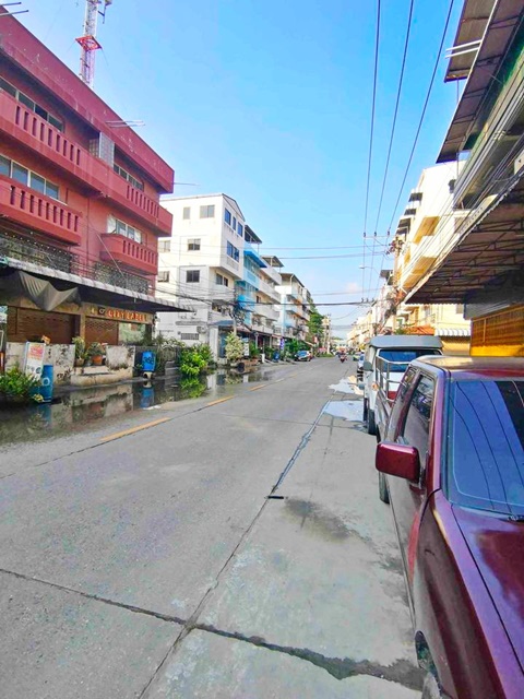 ประกาศฟรี! ซื้อ-ขาย-เช่า คอนโด บ้าน ทาวน์โฮม ที่ดิน และพื้นที่เชิงพาณิชย์ทั่วประเทศไทย ทุกทำเล ทุกงบประมาณ ไม่มีค่าใช้จ่าย ลงง่าย ขายไว เข้าถึงผู้ซื้อโดยตรง 5 182195pic4.jpg