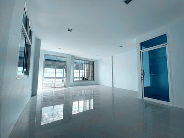 ประกาศฟรี! ซื้อ-ขาย-เช่า คอนโด บ้าน ทาวน์โฮม ที่ดิน และพื้นที่เชิงพาณิชย์ทั่วประเทศไทย ทุกทำเล ทุกงบประมาณ ไม่มีค่าใช้จ่าย ลงง่าย ขายไว เข้าถึงผู้ซื้อโดยตรง 4 182193pic3.jpg