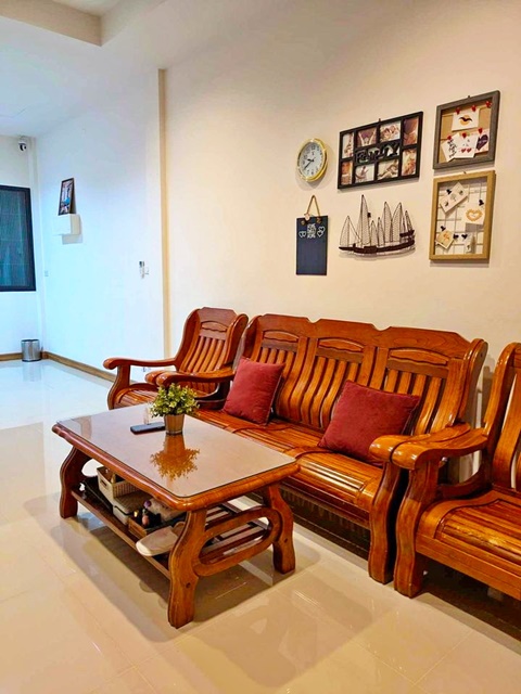 ประกาศฟรี! ซื้อ-ขาย-เช่า คอนโด บ้าน ทาวน์โฮม ที่ดิน และพื้นที่เชิงพาณิชย์ทั่วประเทศไทย ทุกทำเล ทุกงบประมาณ ไม่มีค่าใช้จ่าย ลงง่าย ขายไว เข้าถึงผู้ซื้อโดยตรง 3 182131pic2.jpg