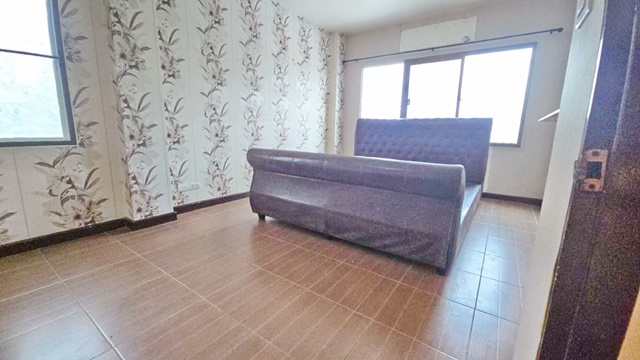 ประกาศฟรี! ซื้อ-ขาย-เช่า คอนโด บ้าน ทาวน์โฮม ที่ดิน และพื้นที่เชิงพาณิชย์ทั่วประเทศไทย ทุกทำเล ทุกงบประมาณ ไม่มีค่าใช้จ่าย ลงง่าย ขายไว เข้าถึงผู้ซื้อโดยตรง 5 182271pic4.jpg