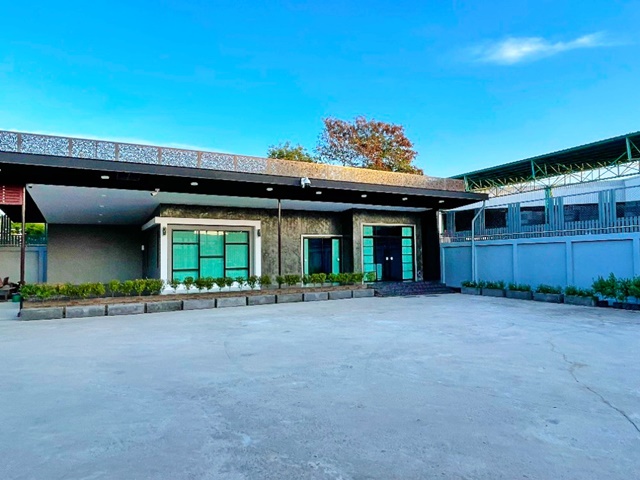 ประกาศฟรี! ซื้อ-ขาย-เช่า คอนโด บ้าน ทาวน์โฮม ที่ดิน และพื้นที่เชิงพาณิชย์ทั่วประเทศไทย ทุกทำเล ทุกงบประมาณ ไม่มีค่าใช้จ่าย ลงง่าย ขายไว เข้าถึงผู้ซื้อโดยตรง 3 182264pic2.jpg