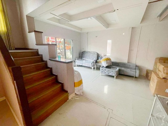 ประกาศฟรี! ซื้อ-ขาย-เช่า คอนโด บ้าน ทาวน์โฮม ที่ดิน และพื้นที่เชิงพาณิชย์ทั่วประเทศไทย ทุกทำเล ทุกงบประมาณ ไม่มีค่าใช้จ่าย ลงง่าย ขายไว เข้าถึงผู้ซื้อโดยตรง 5 280413pic4.jpg