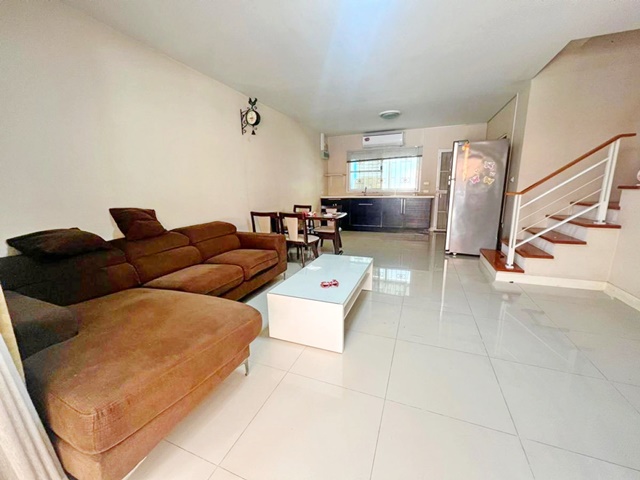 ประกาศฟรี! ซื้อ-ขาย-เช่า คอนโด บ้าน ทาวน์โฮม ที่ดิน และพื้นที่เชิงพาณิชย์ทั่วประเทศไทย ทุกทำเล ทุกงบประมาณ ไม่มีค่าใช้จ่าย ลงง่าย ขายไว เข้าถึงผู้ซื้อโดยตรง 3 182299pic2.jpg