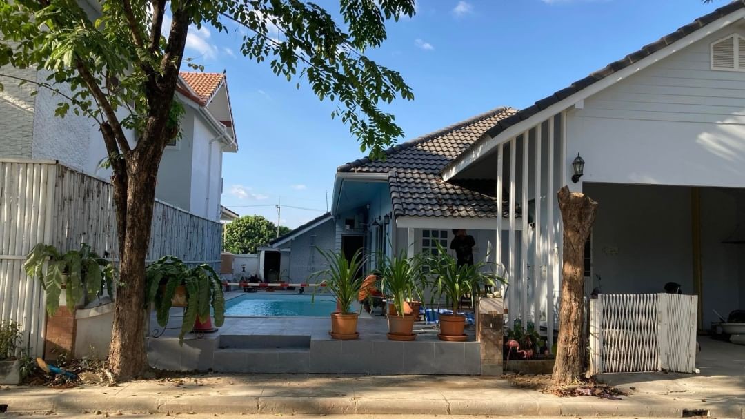 ประกาศฟรี! ซื้อ-ขาย-เช่า คอนโด บ้าน ทาวน์โฮม ที่ดิน และพื้นที่เชิงพาณิชย์ทั่วประเทศไทย ทุกทำเล ทุกงบประมาณ ไม่มีค่าใช้จ่าย ลงง่าย ขายไว เข้าถึงผู้ซื้อโดยตรง 2 182402pic1.jpg