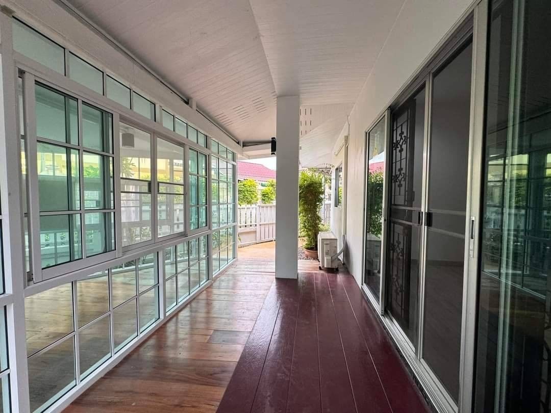 ประกาศฟรี! ซื้อ-ขาย-เช่า คอนโด บ้าน ทาวน์โฮม ที่ดิน และพื้นที่เชิงพาณิชย์ทั่วประเทศไทย ทุกทำเล ทุกงบประมาณ ไม่มีค่าใช้จ่าย ลงง่าย ขายไว เข้าถึงผู้ซื้อโดยตรง 5 182400pic4.jpg