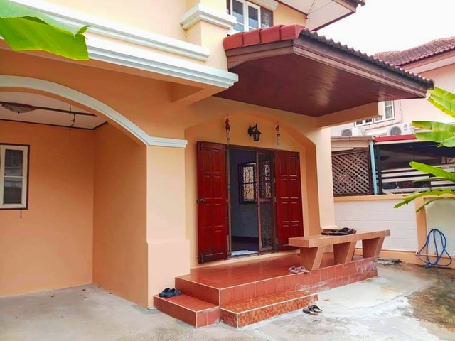 ประกาศฟรี! ซื้อ-ขาย-เช่า คอนโด บ้าน ทาวน์โฮม ที่ดิน และพื้นที่เชิงพาณิชย์ทั่วประเทศไทย ทุกทำเล ทุกงบประมาณ ไม่มีค่าใช้จ่าย ลงง่าย ขายไว เข้าถึงผู้ซื้อโดยตรง 4 182633pic3.jpg