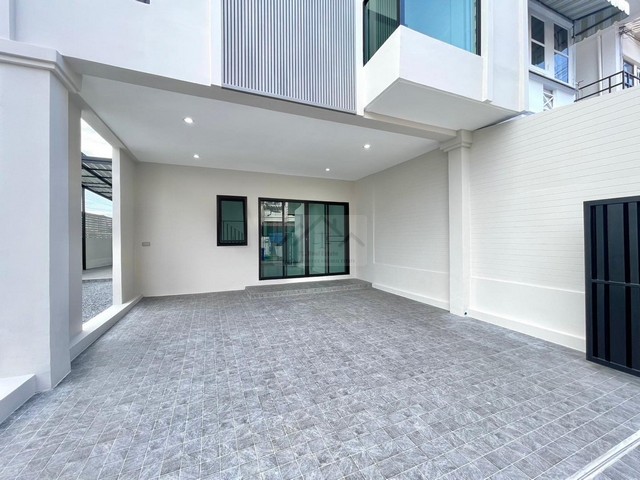 ประกาศฟรี! ซื้อ-ขาย-เช่า คอนโด บ้าน ทาวน์โฮม ที่ดิน และพื้นที่เชิงพาณิชย์ทั่วประเทศไทย ทุกทำเล ทุกงบประมาณ ไม่มีค่าใช้จ่าย ลงง่าย ขายไว เข้าถึงผู้ซื้อโดยตรง 5 482346pic4.jpg