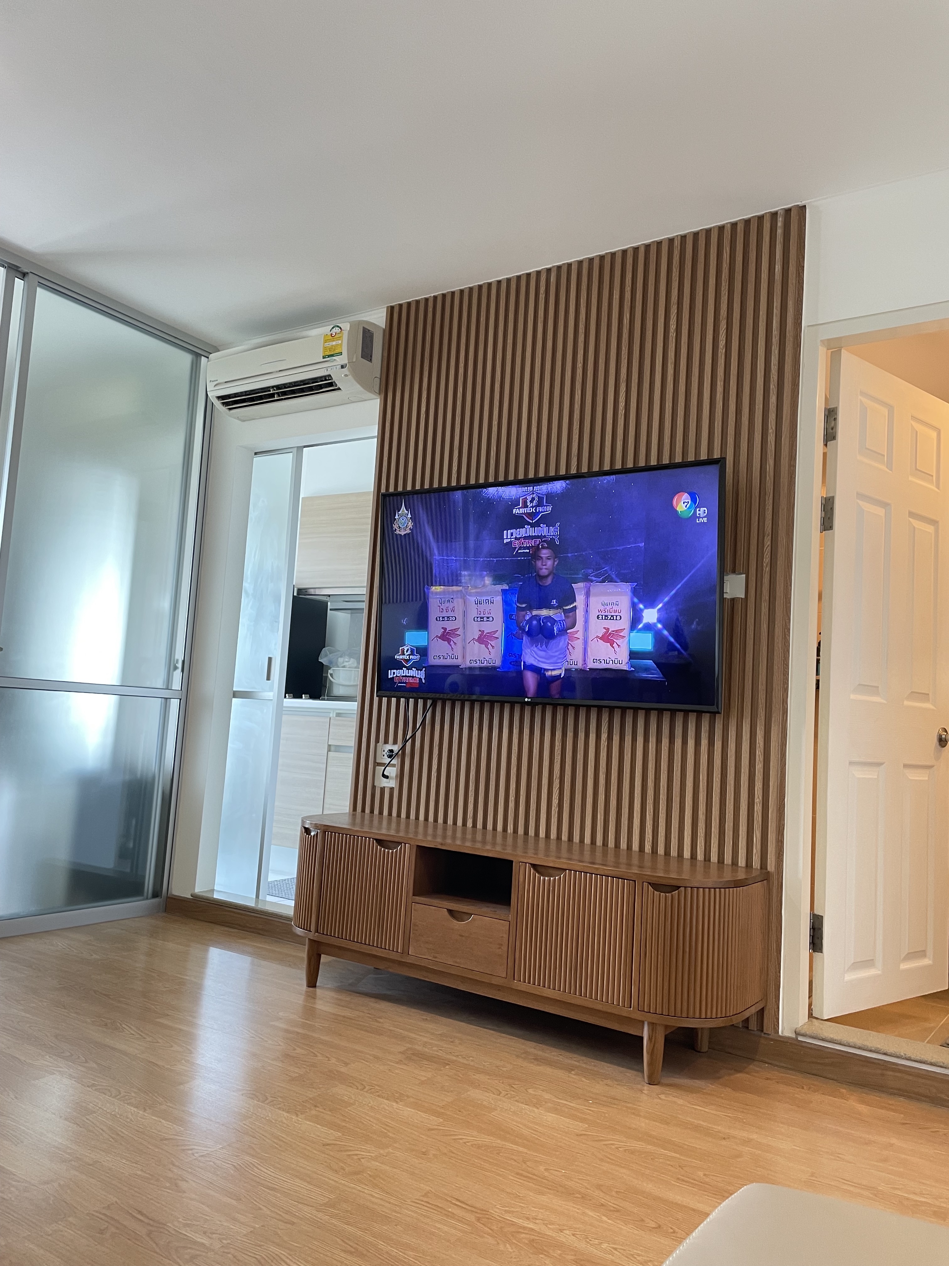 ประกาศฟรี! ซื้อ-ขาย-เช่า คอนโด บ้าน ทาวน์โฮม ที่ดิน และพื้นที่เชิงพาณิชย์ทั่วประเทศไทย ทุกทำเล ทุกงบประมาณ ไม่มีค่าใช้จ่าย ลงง่าย ขายไว เข้าถึงผู้ซื้อโดยตรง 6 005-IMG_7977.jpg