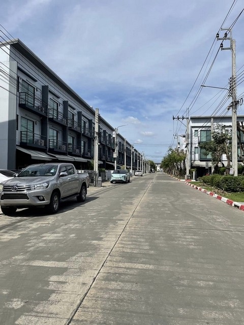 ประกาศฟรี! ซื้อ-ขาย-เช่า คอนโด บ้าน ทาวน์โฮม ที่ดิน และพื้นที่เชิงพาณิชย์ทั่วประเทศไทย ทุกทำเล ทุกงบประมาณ ไม่มีค่าใช้จ่าย ลงง่าย ขายไว เข้าถึงผู้ซื้อโดยตรง 4 482362pic3.jpg