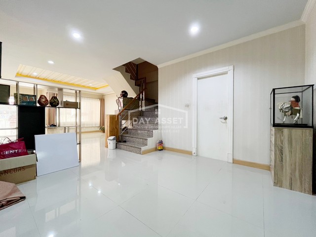 ประกาศฟรี! ซื้อ-ขาย-เช่า คอนโด บ้าน ทาวน์โฮม ที่ดิน และพื้นที่เชิงพาณิชย์ทั่วประเทศไทย ทุกทำเล ทุกงบประมาณ ไม่มีค่าใช้จ่าย ลงง่าย ขายไว เข้าถึงผู้ซื้อโดยตรง 5 280563pic4.jpg