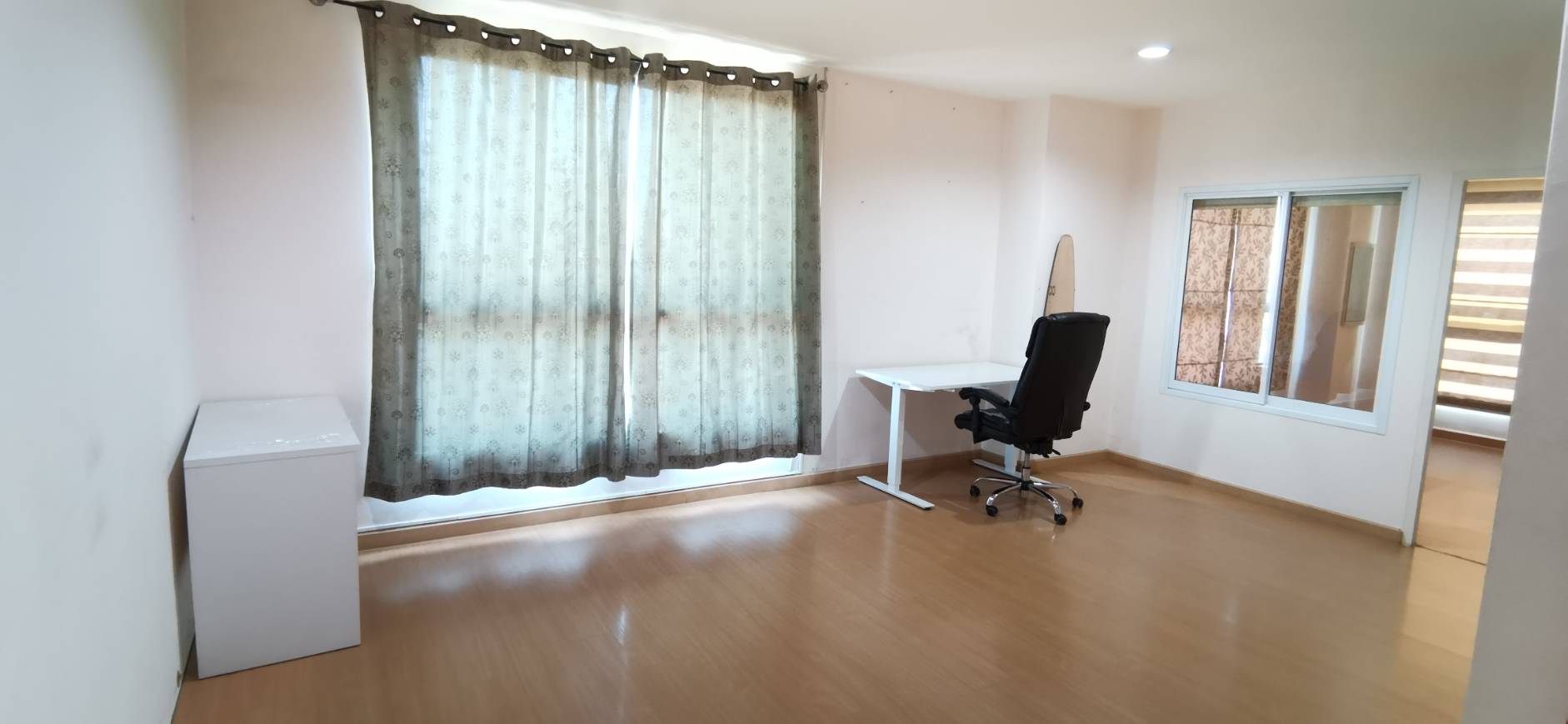 ประกาศฟรี! ซื้อ-ขาย-เช่า คอนโด บ้าน ทาวน์โฮม ที่ดิน และพื้นที่เชิงพาณิชย์ทั่วประเทศไทย ทุกทำเล ทุกงบประมาณ ไม่มีค่าใช้จ่าย ลงง่าย ขายไว เข้าถึงผู้ซื้อโดยตรง 2 680573.jpg