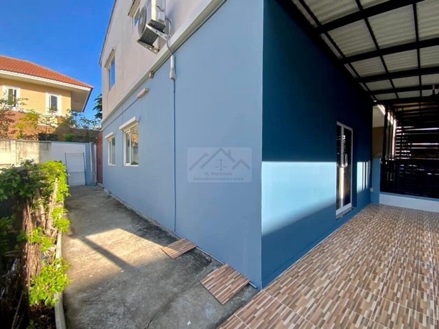 ประกาศฟรี! ซื้อ-ขาย-เช่า คอนโด บ้าน ทาวน์โฮม ที่ดิน และพื้นที่เชิงพาณิชย์ทั่วประเทศไทย ทุกทำเล ทุกงบประมาณ ไม่มีค่าใช้จ่าย ลงง่าย ขายไว เข้าถึงผู้ซื้อโดยตรง 5 482480pic4.jpg