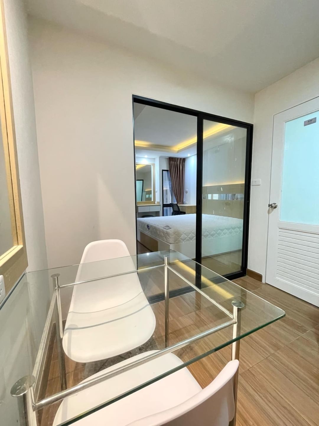 ประกาศฟรี! ซื้อ-ขาย-เช่า คอนโด บ้าน ทาวน์โฮม ที่ดิน และพื้นที่เชิงพาณิชย์ทั่วประเทศไทย ทุกทำเล ทุกงบประมาณ ไม่มีค่าใช้จ่าย ลงง่าย ขายไว เข้าถึงผู้ซื้อโดยตรง 3 183222pic2.jpg