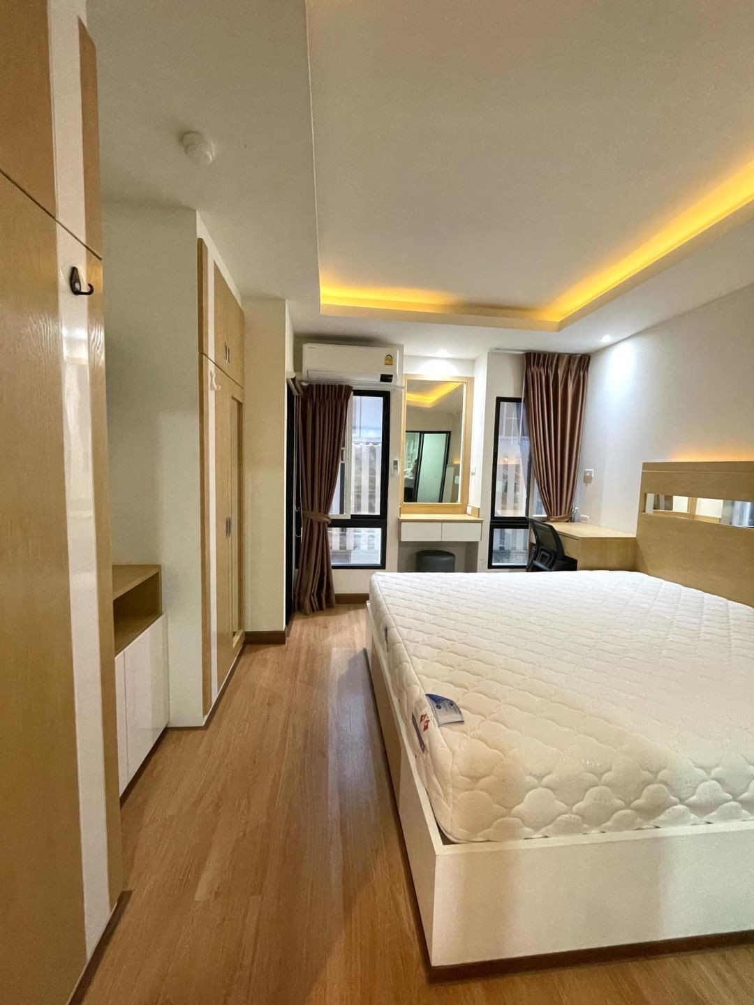 ประกาศฟรี! ซื้อ-ขาย-เช่า คอนโด บ้าน ทาวน์โฮม ที่ดิน และพื้นที่เชิงพาณิชย์ทั่วประเทศไทย ทุกทำเล ทุกงบประมาณ ไม่มีค่าใช้จ่าย ลงง่าย ขายไว เข้าถึงผู้ซื้อโดยตรง 5 183222pic4.jpg