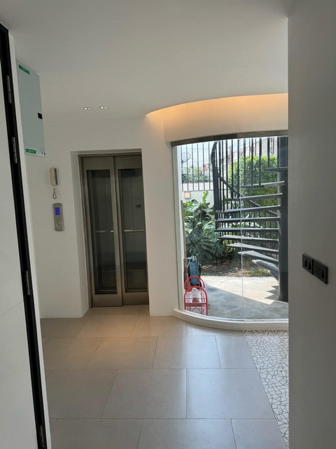 ประกาศฟรี! ซื้อ-ขาย-เช่า คอนโด บ้าน ทาวน์โฮม ที่ดิน และพื้นที่เชิงพาณิชย์ทั่วประเทศไทย ทุกทำเล ทุกงบประมาณ ไม่มีค่าใช้จ่าย ลงง่าย ขายไว เข้าถึงผู้ซื้อโดยตรง 4 482596pic3.jpg