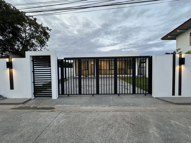 ประกาศฟรี! ซื้อ-ขาย-เช่า คอนโด บ้าน ทาวน์โฮม ที่ดิน และพื้นที่เชิงพาณิชย์ทั่วประเทศไทย ทุกทำเล ทุกงบประมาณ ไม่มีค่าใช้จ่าย ลงง่าย ขายไว เข้าถึงผู้ซื้อโดยตรง 2 482648pic1.jpg