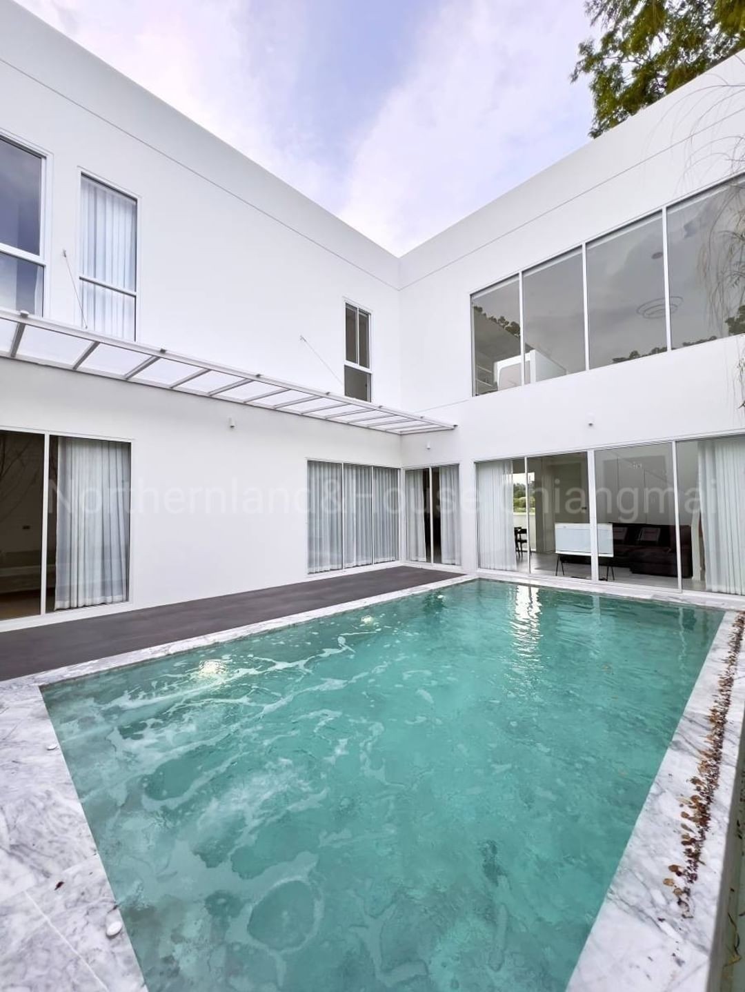 ประกาศฟรี! ซื้อ-ขาย-เช่า คอนโด บ้าน ทาวน์โฮม ที่ดิน และพื้นที่เชิงพาณิชย์ทั่วประเทศไทย ทุกทำเล ทุกงบประมาณ ไม่มีค่าใช้จ่าย ลงง่าย ขายไว เข้าถึงผู้ซื้อโดยตรง 3 183361pic2.jpg