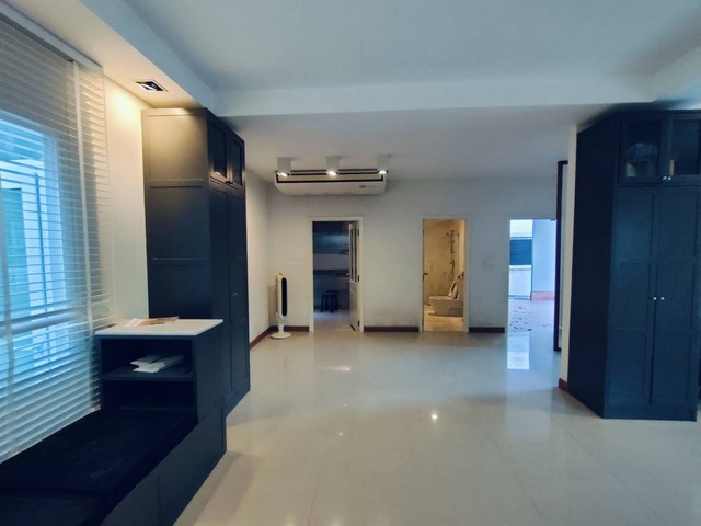 ประกาศฟรี! ซื้อ-ขาย-เช่า คอนโด บ้าน ทาวน์โฮม ที่ดิน และพื้นที่เชิงพาณิชย์ทั่วประเทศไทย ทุกทำเล ทุกงบประมาณ ไม่มีค่าใช้จ่าย ลงง่าย ขายไว เข้าถึงผู้ซื้อโดยตรง 2 482784pic1.jpg