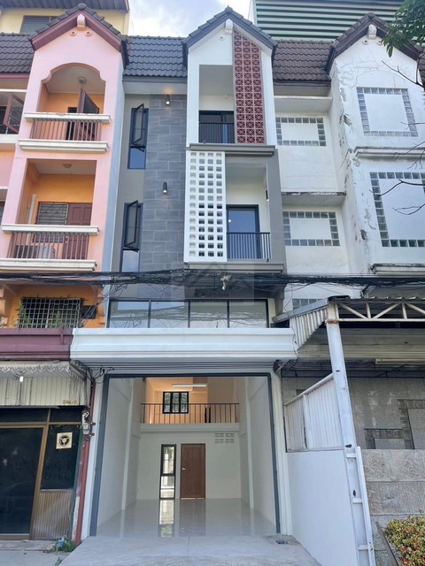 ประกาศฟรี! ซื้อ-ขาย-เช่า คอนโด บ้าน ทาวน์โฮม ที่ดิน และพื้นที่เชิงพาณิชย์ทั่วประเทศไทย ทุกทำเล ทุกงบประมาณ ไม่มีค่าใช้จ่าย ลงง่าย ขายไว เข้าถึงผู้ซื้อโดยตรง 4 482779pic3.jpg