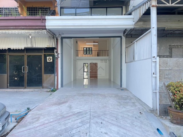 ประกาศฟรี! ซื้อ-ขาย-เช่า คอนโด บ้าน ทาวน์โฮม ที่ดิน และพื้นที่เชิงพาณิชย์ทั่วประเทศไทย ทุกทำเล ทุกงบประมาณ ไม่มีค่าใช้จ่าย ลงง่าย ขายไว เข้าถึงผู้ซื้อโดยตรง 5 482779pic4.jpg