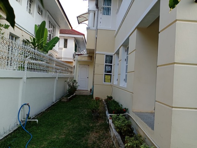 ประกาศฟรี! ซื้อ-ขาย-เช่า คอนโด บ้าน ทาวน์โฮม ที่ดิน และพื้นที่เชิงพาณิชย์ทั่วประเทศไทย ทุกทำเล ทุกงบประมาณ ไม่มีค่าใช้จ่าย ลงง่าย ขายไว เข้าถึงผู้ซื้อโดยตรง 5 482855pic4.jpg