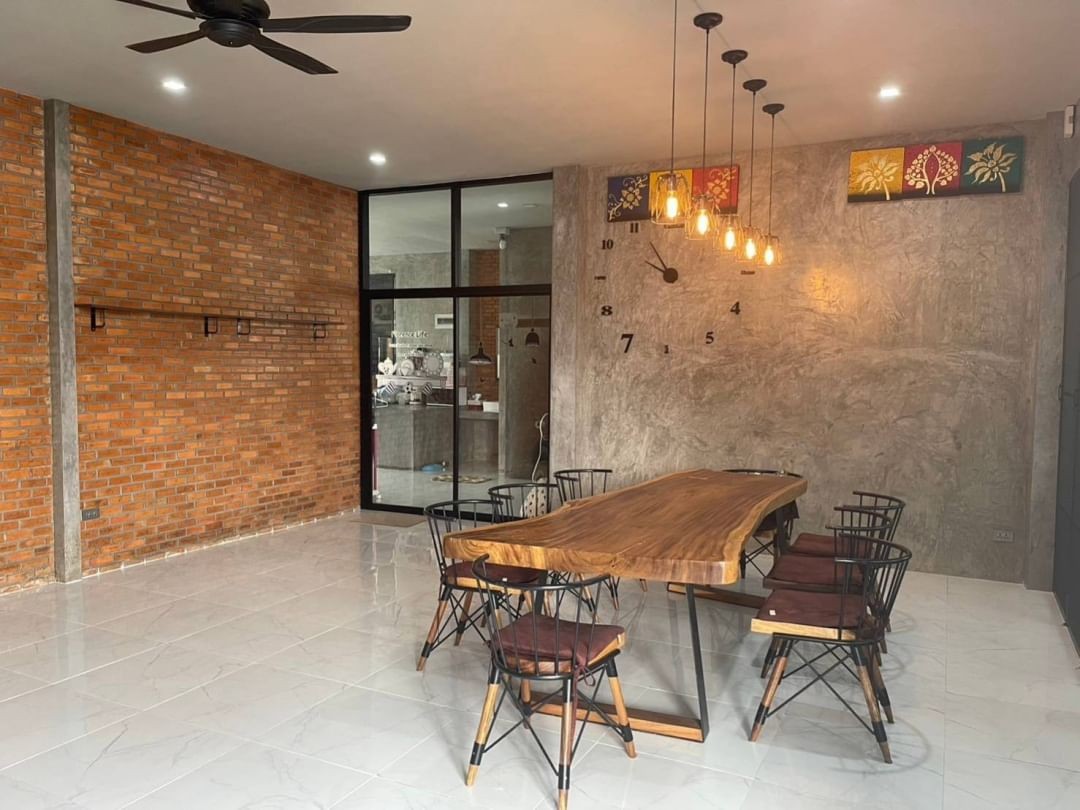 ประกาศฟรี! ซื้อ-ขาย-เช่า คอนโด บ้าน ทาวน์โฮม ที่ดิน และพื้นที่เชิงพาณิชย์ทั่วประเทศไทย ทุกทำเล ทุกงบประมาณ ไม่มีค่าใช้จ่าย ลงง่าย ขายไว เข้าถึงผู้ซื้อโดยตรง 4 183789pic3.jpg