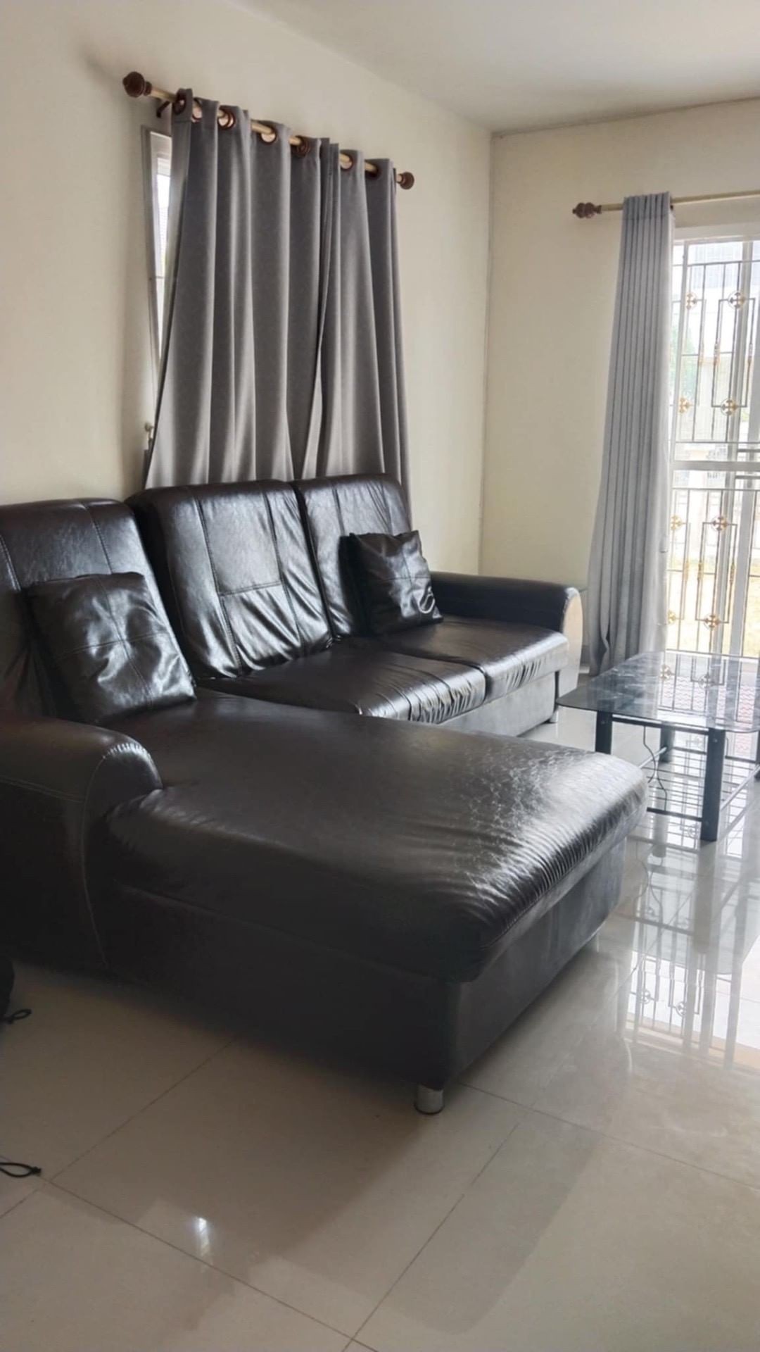 ประกาศฟรี! ซื้อ-ขาย-เช่า คอนโด บ้าน ทาวน์โฮม ที่ดิน และพื้นที่เชิงพาณิชย์ทั่วประเทศไทย ทุกทำเล ทุกงบประมาณ ไม่มีค่าใช้จ่าย ลงง่าย ขายไว เข้าถึงผู้ซื้อโดยตรง 4 184011pic3.jpg