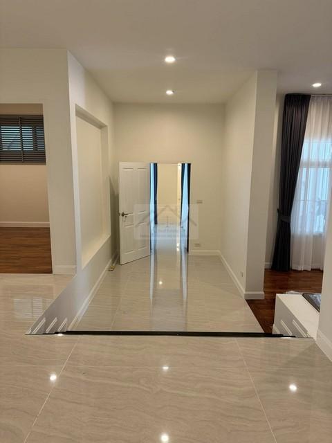 ประกาศฟรี! ซื้อ-ขาย-เช่า คอนโด บ้าน ทาวน์โฮม ที่ดิน และพื้นที่เชิงพาณิชย์ทั่วประเทศไทย ทุกทำเล ทุกงบประมาณ ไม่มีค่าใช้จ่าย ลงง่าย ขายไว เข้าถึงผู้ซื้อโดยตรง 3 482955pic2.jpg