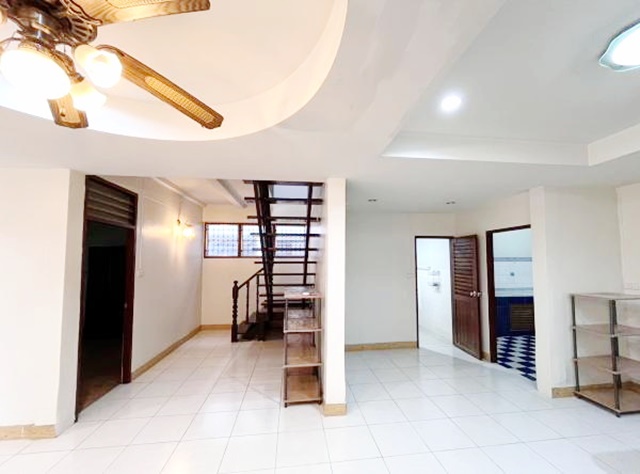 ประกาศฟรี! ซื้อ-ขาย-เช่า คอนโด บ้าน ทาวน์โฮม ที่ดิน และพื้นที่เชิงพาณิชย์ทั่วประเทศไทย ทุกทำเล ทุกงบประมาณ ไม่มีค่าใช้จ่าย ลงง่าย ขายไว เข้าถึงผู้ซื้อโดยตรง 5 184075pic4.jpg