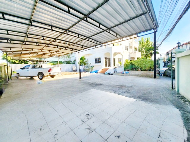 ประกาศฟรี! ซื้อ-ขาย-เช่า คอนโด บ้าน ทาวน์โฮม ที่ดิน และพื้นที่เชิงพาณิชย์ทั่วประเทศไทย ทุกทำเล ทุกงบประมาณ ไม่มีค่าใช้จ่าย ลงง่าย ขายไว เข้าถึงผู้ซื้อโดยตรง 3 184074pic2.jpg