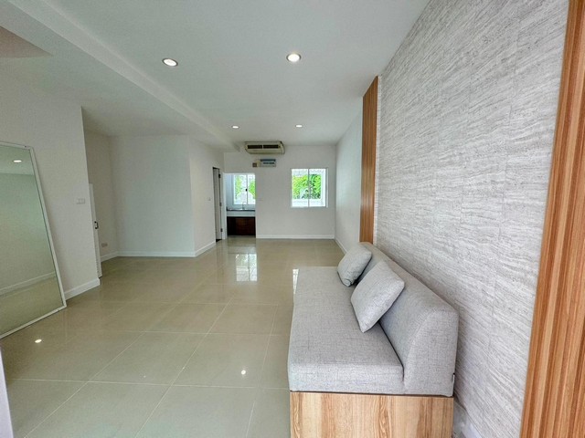 ประกาศฟรี! ซื้อ-ขาย-เช่า คอนโด บ้าน ทาวน์โฮม ที่ดิน และพื้นที่เชิงพาณิชย์ทั่วประเทศไทย ทุกทำเล ทุกงบประมาณ ไม่มีค่าใช้จ่าย ลงง่าย ขายไว เข้าถึงผู้ซื้อโดยตรง 4 483049pic3.jpg