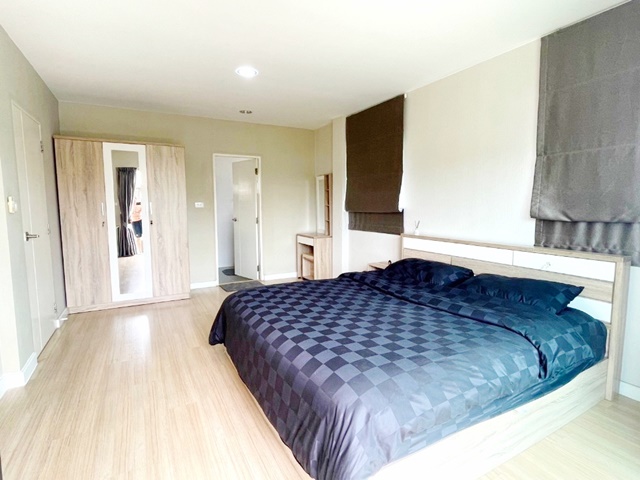 ประกาศฟรี! ซื้อ-ขาย-เช่า คอนโด บ้าน ทาวน์โฮม ที่ดิน และพื้นที่เชิงพาณิชย์ทั่วประเทศไทย ทุกทำเล ทุกงบประมาณ ไม่มีค่าใช้จ่าย ลงง่าย ขายไว เข้าถึงผู้ซื้อโดยตรง 3 184103pic2.jpg