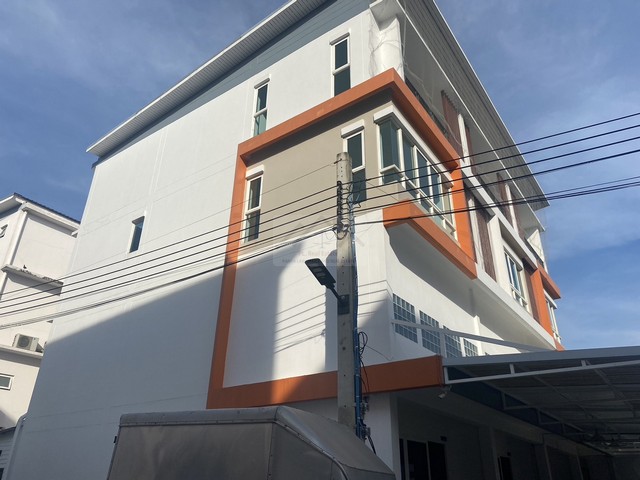 ประกาศฟรี! ซื้อ-ขาย-เช่า คอนโด บ้าน ทาวน์โฮม ที่ดิน และพื้นที่เชิงพาณิชย์ทั่วประเทศไทย ทุกทำเล ทุกงบประมาณ ไม่มีค่าใช้จ่าย ลงง่าย ขายไว เข้าถึงผู้ซื้อโดยตรง 4 483213pic3.jpg