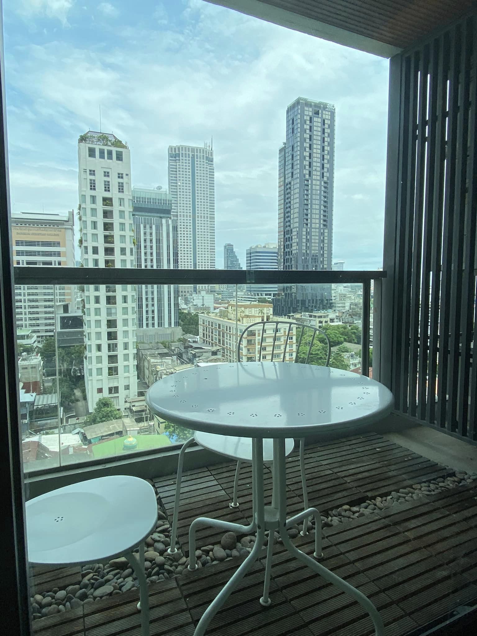 ประกาศฟรี! ซื้อ-ขาย-เช่า คอนโด บ้าน ทาวน์โฮม ที่ดิน และพื้นที่เชิงพาณิชย์ทั่วประเทศไทย ทุกทำเล ทุกงบประมาณ ไม่มีค่าใช้จ่าย ลงง่าย ขายไว เข้าถึงผู้ซื้อโดยตรง 4 466155pic3.jpg