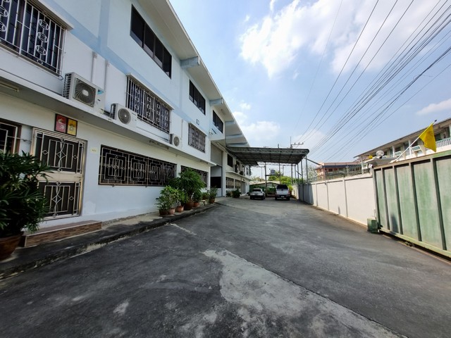 ประกาศฟรี! ซื้อ-ขาย-เช่า คอนโด บ้าน ทาวน์โฮม ที่ดิน และพื้นที่เชิงพาณิชย์ทั่วประเทศไทย ทุกทำเล ทุกงบประมาณ ไม่มีค่าใช้จ่าย ลงง่าย ขายไว เข้าถึงผู้ซื้อโดยตรง 3 184968pic2.jpg