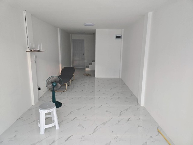 ประกาศฟรี! ซื้อ-ขาย-เช่า คอนโด บ้าน ทาวน์โฮม ที่ดิน และพื้นที่เชิงพาณิชย์ทั่วประเทศไทย ทุกทำเล ทุกงบประมาณ ไม่มีค่าใช้จ่าย ลงง่าย ขายไว เข้าถึงผู้ซื้อโดยตรง 4 188167pic3.jpg