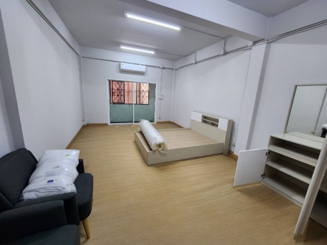 ประกาศฟรี! ซื้อ-ขาย-เช่า คอนโด บ้าน ทาวน์โฮม ที่ดิน และพื้นที่เชิงพาณิชย์ทั่วประเทศไทย ทุกทำเล ทุกงบประมาณ ไม่มีค่าใช้จ่าย ลงง่าย ขายไว เข้าถึงผู้ซื้อโดยตรง 3 188895pic2.jpg