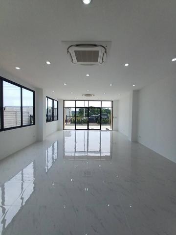 ประกาศฟรี! ซื้อ-ขาย-เช่า คอนโด บ้าน ทาวน์โฮม ที่ดิน และพื้นที่เชิงพาณิชย์ทั่วประเทศไทย ทุกทำเล ทุกงบประมาณ ไม่มีค่าใช้จ่าย ลงง่าย ขายไว เข้าถึงผู้ซื้อโดยตรง 2 481853pic1.jpg